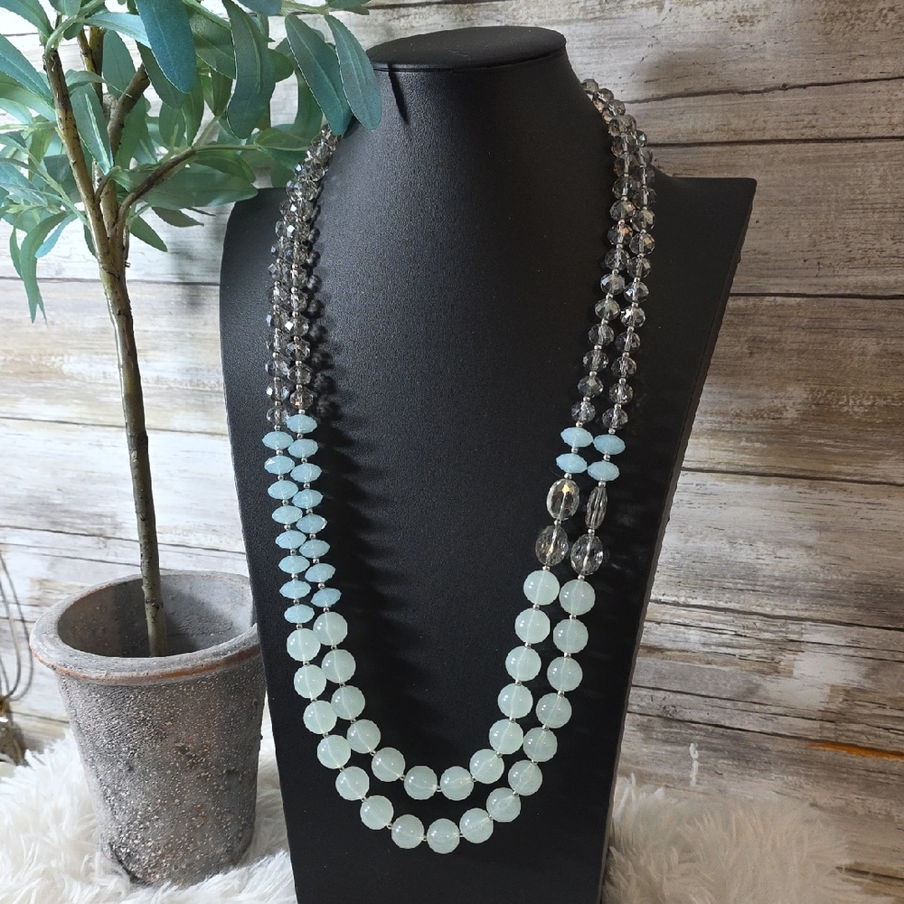 LOFT Beautiful Multi-Strand Beaded Necklace
